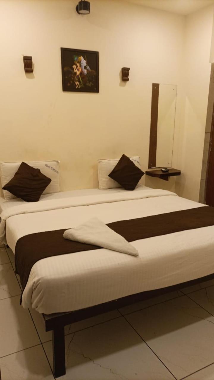 Hotel Velan Temple View à Palni Extérieur photo